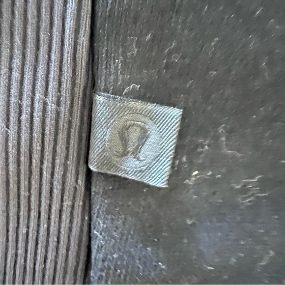 Lululemon Lab Black Yumi Asymmetrical Sweater Wrap New Size 4 - Picture 8 of 13